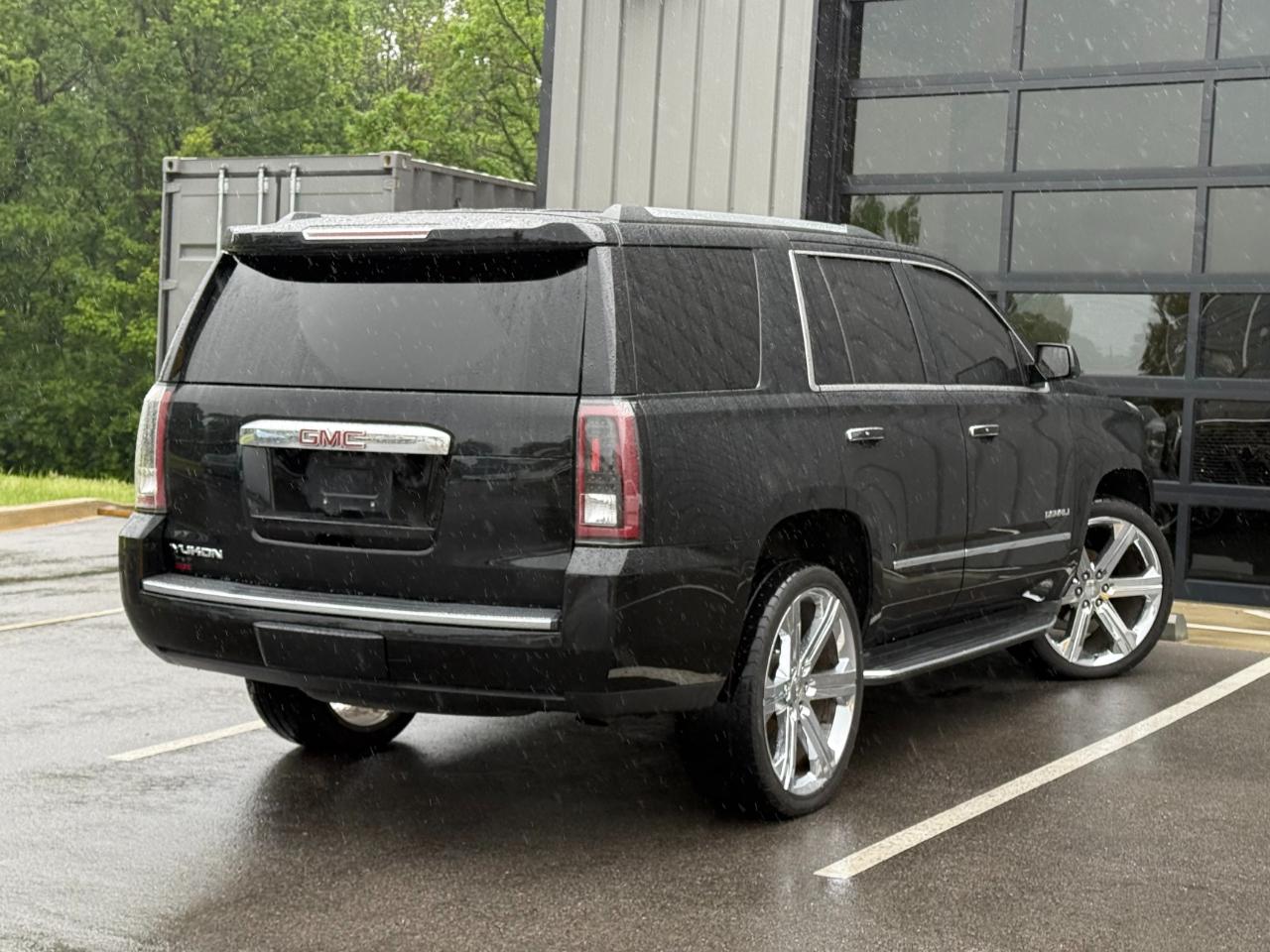 GMC Yukon 4WD 4dr Denali 2017