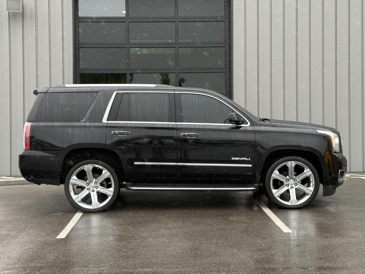 GMC Yukon 4WD 4dr Denali 2017