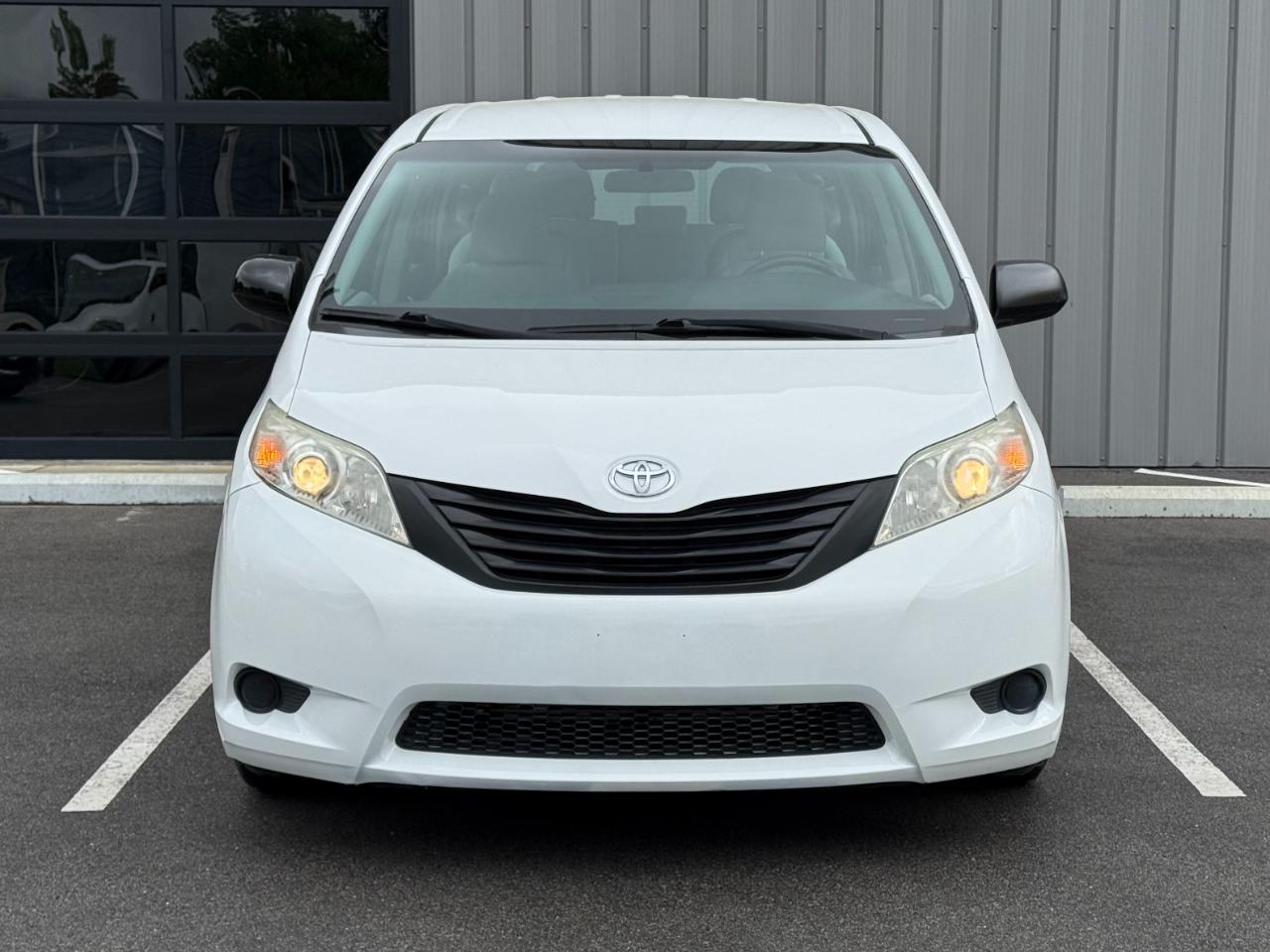 Toyota Sienna L FWD 7-Passenger (Natl) 2017