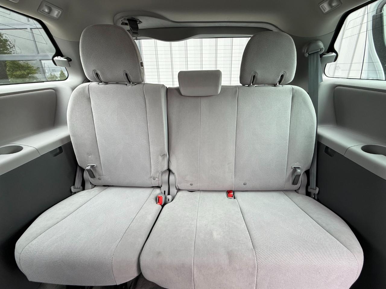 Toyota Sienna L FWD 7-Passenger (Natl) 2017