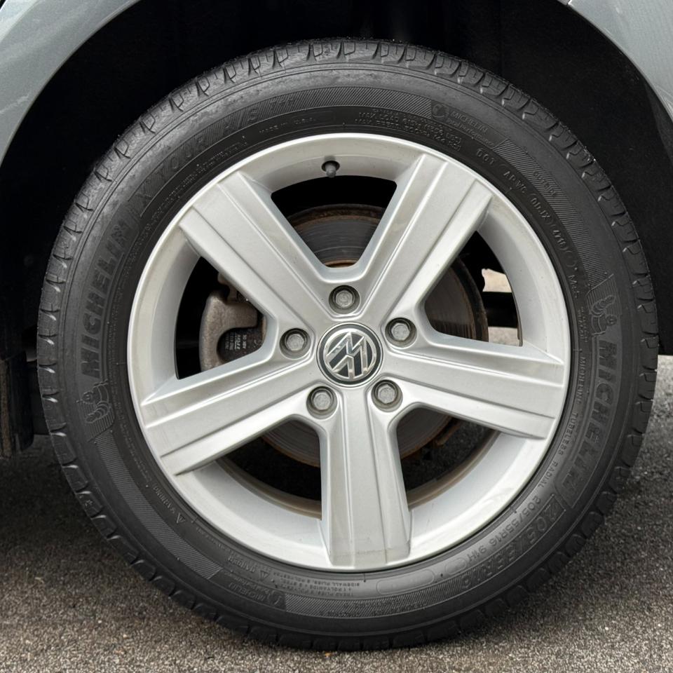 Volkswagen Golf 1.8T 4-Door Wolfsburg Edition Manual 2017
