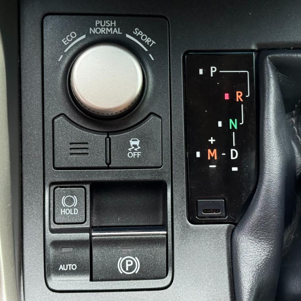 Lexus NX 200t AWD 4dr 2015