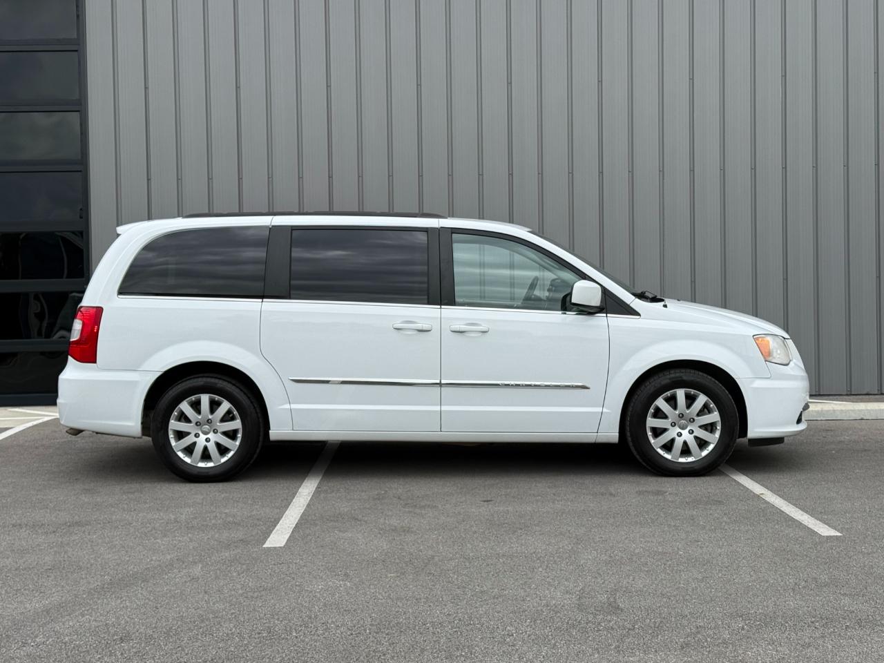Chrysler Town & Country 4dr Wgn Touring 2015
