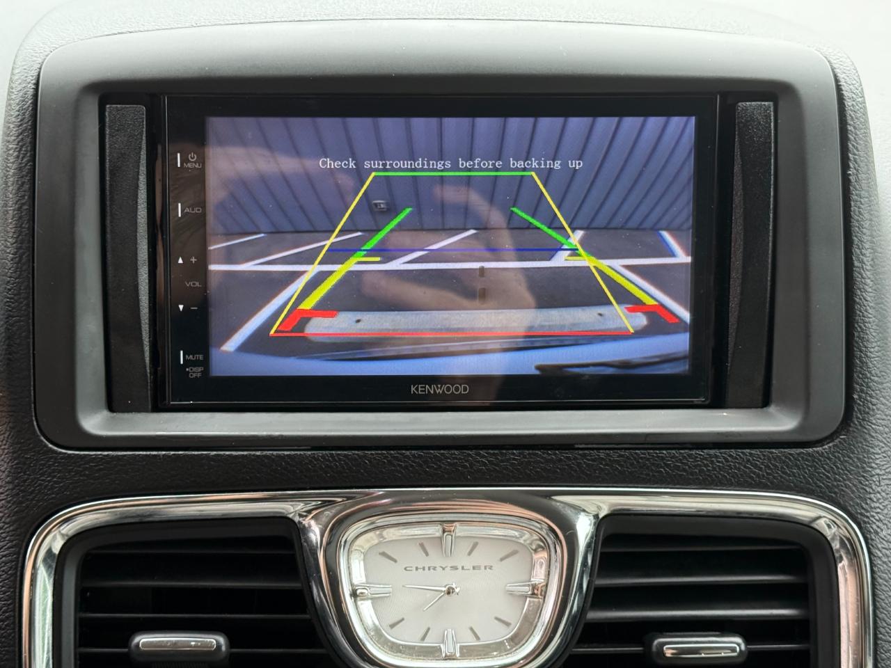 Chrysler Town & Country 4dr Wgn Touring 2015