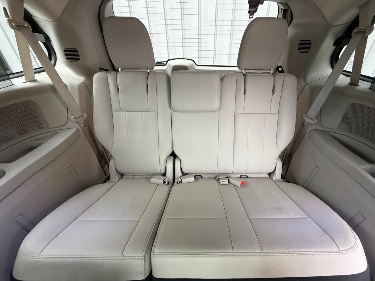 Chrysler Town & Country 4dr Wgn Touring 2015