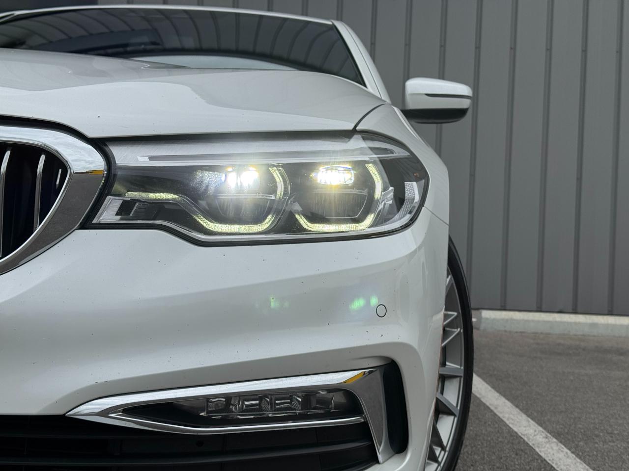 BMW 5 Series 540i xDrive Sedan 2017
