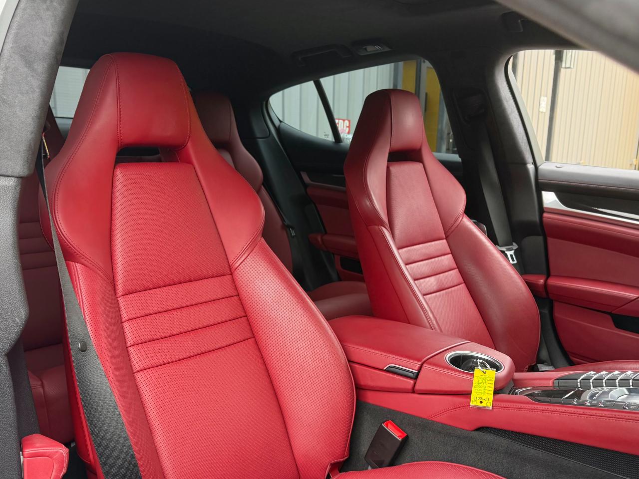 Porsche Panamera 4dr HB GTS 2015