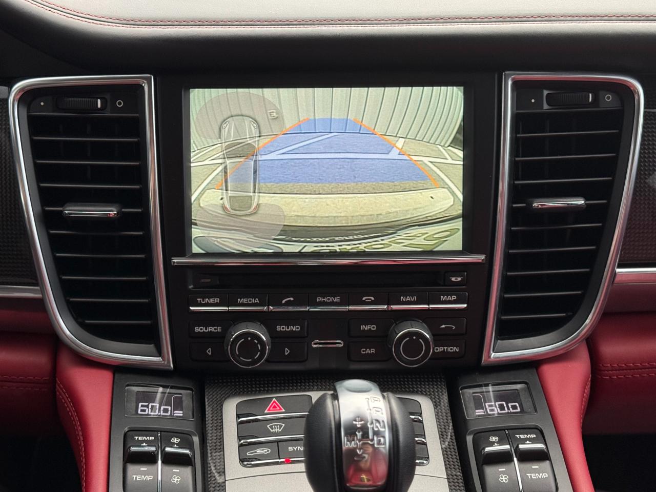 Porsche Panamera 4dr HB GTS 2015