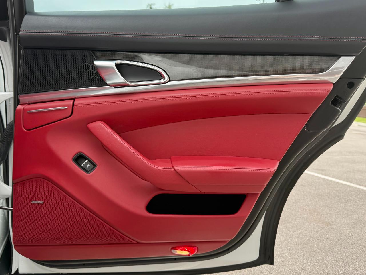 Porsche Panamera 4dr HB GTS 2015
