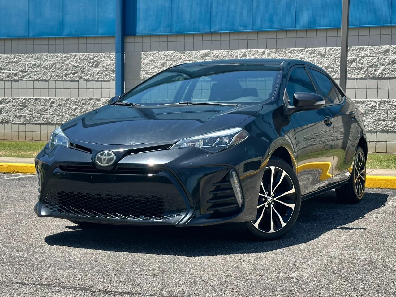 Toyota Corolla XLE CVT (Natl) 2019