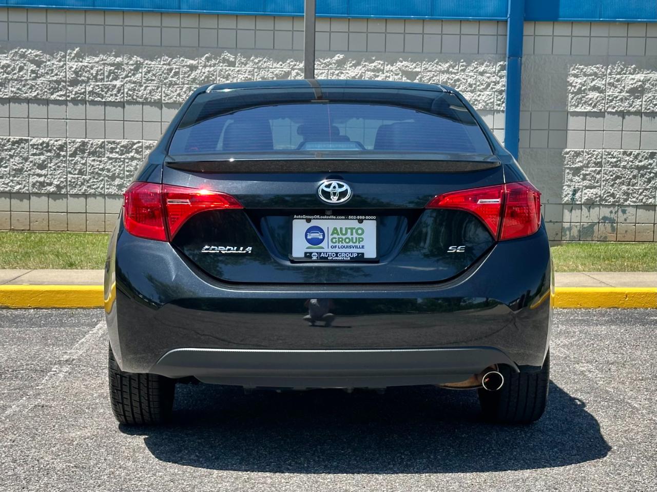 Toyota Corolla XLE CVT (Natl) 2019