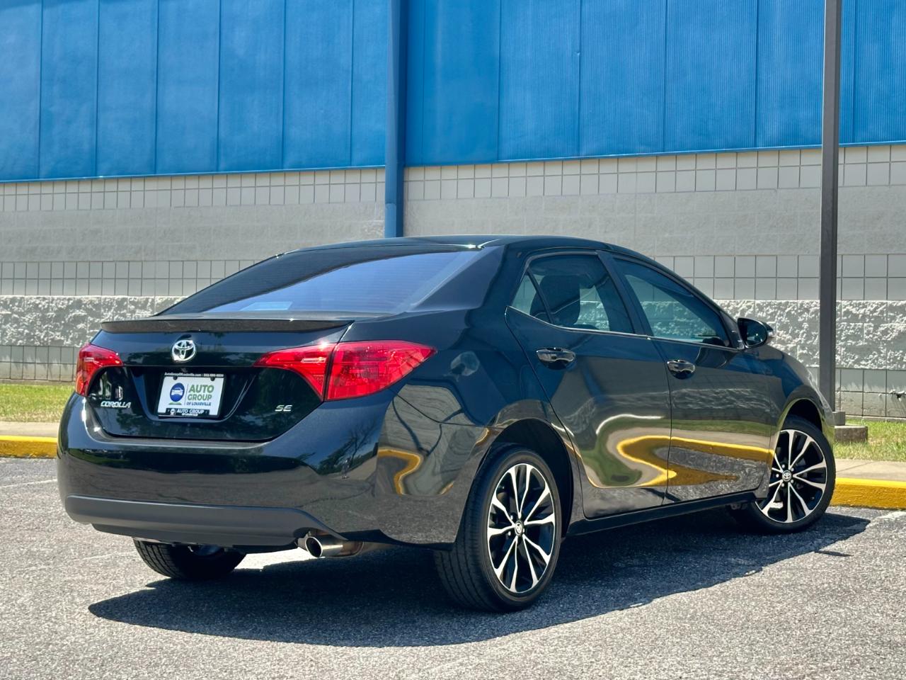 Toyota Corolla XLE CVT (Natl) 2019