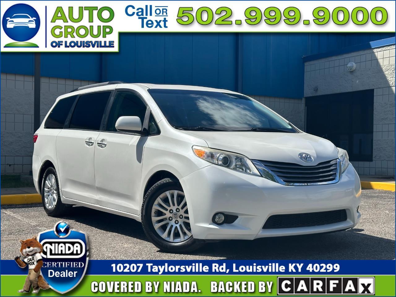 2017 Toyota Sienna XLE Auto Access Seat FWD 7-Passenger (Natl)