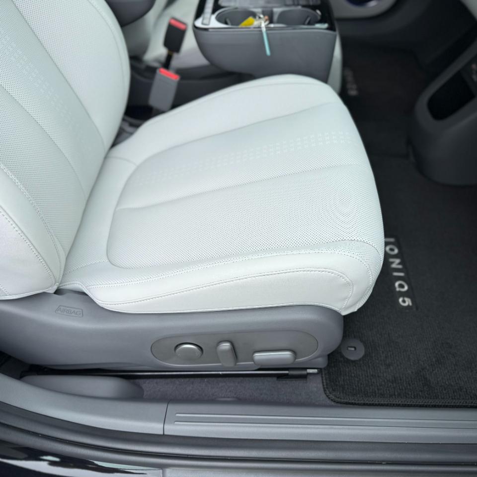 Hyundai Ioniq 5 Limited AWD *Ltd Avail* 2025