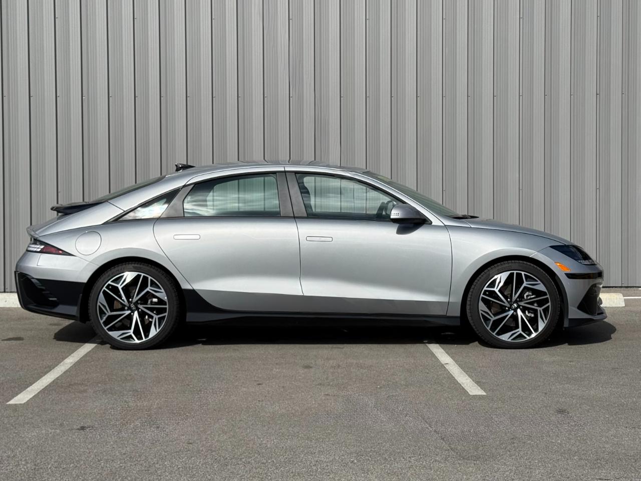 Hyundai Ioniq 6 SEL AWD 2024