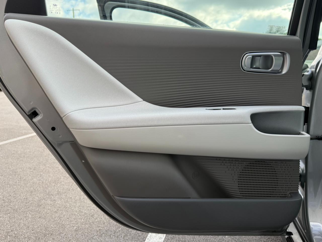 Hyundai Ioniq 6 SEL AWD 2024