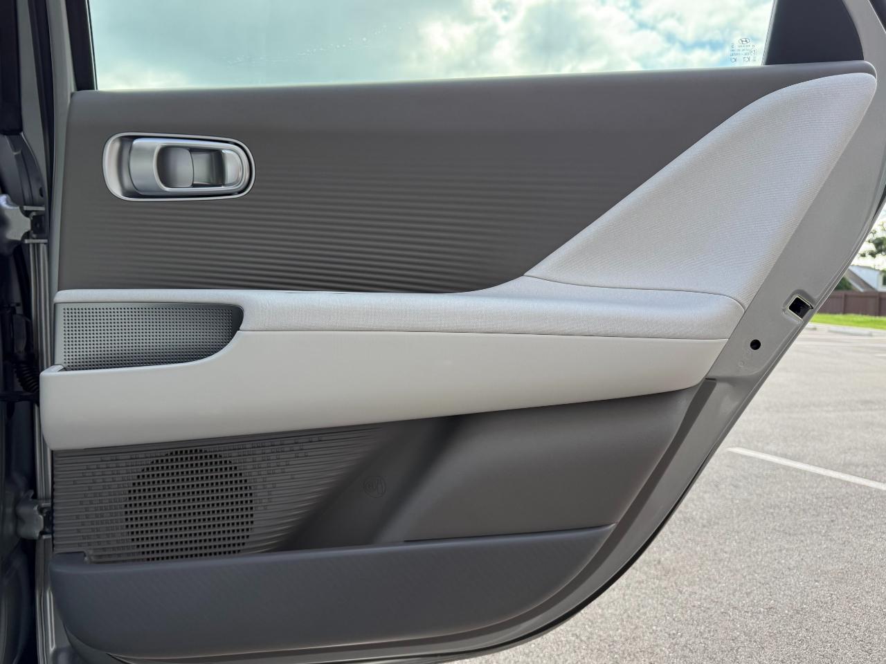 Hyundai Ioniq 6 SEL AWD 2024