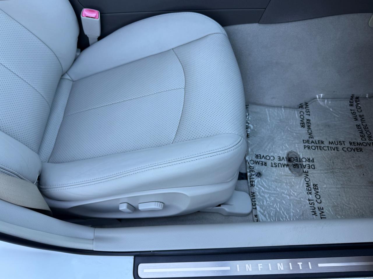 Infiniti G37 Sedan 4dr x AWD 2010