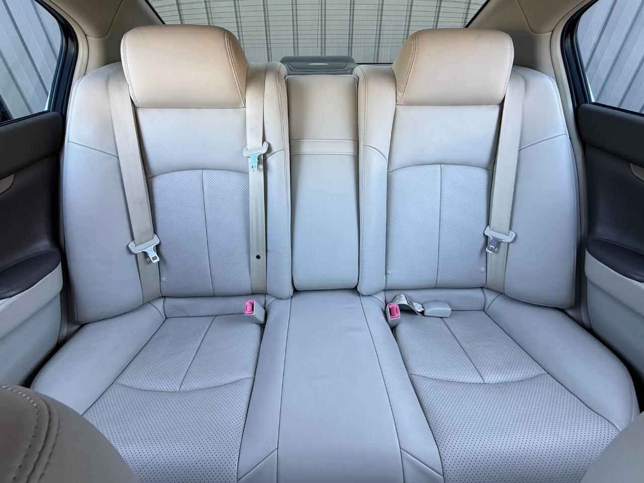 Infiniti G37 Sedan 4dr x AWD 2010
