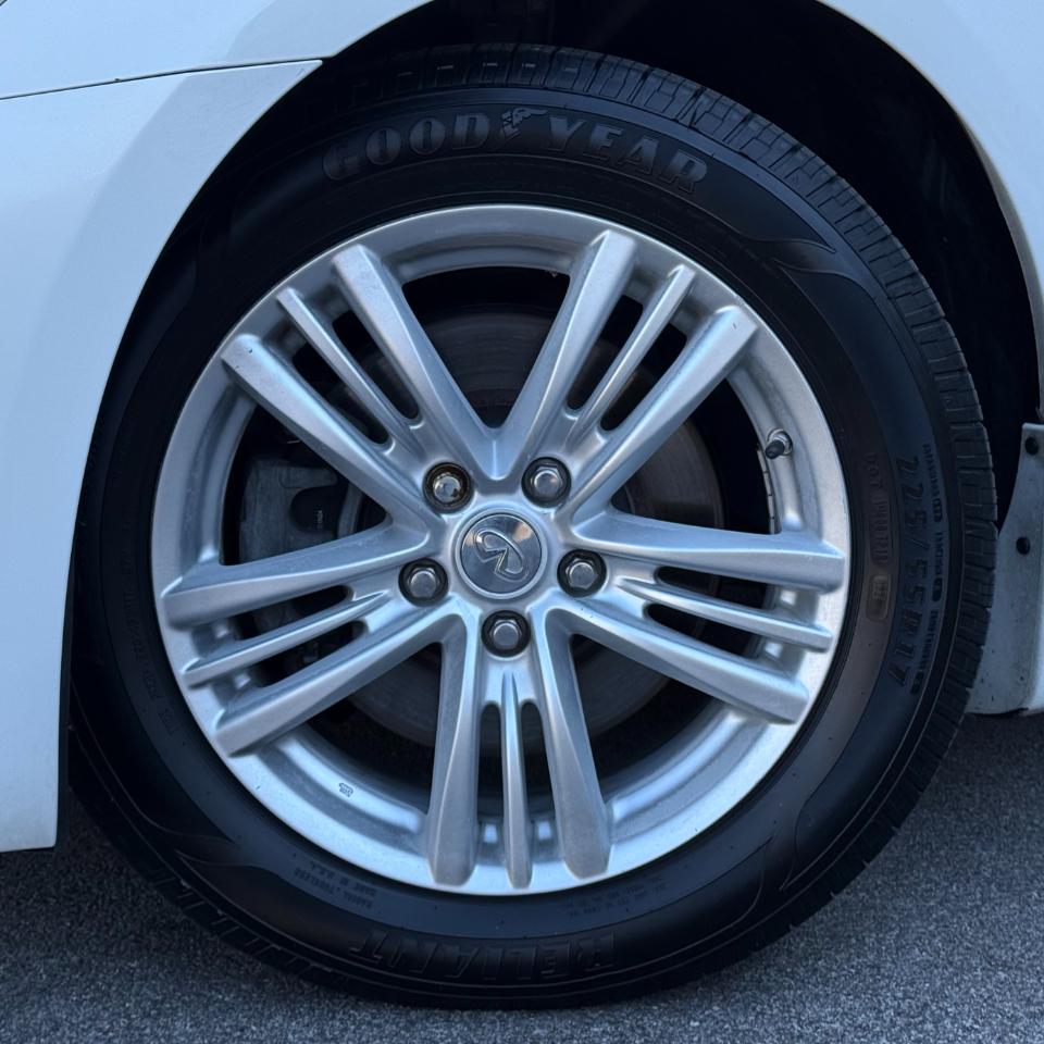 Infiniti G37 Sedan 4dr x AWD 2010