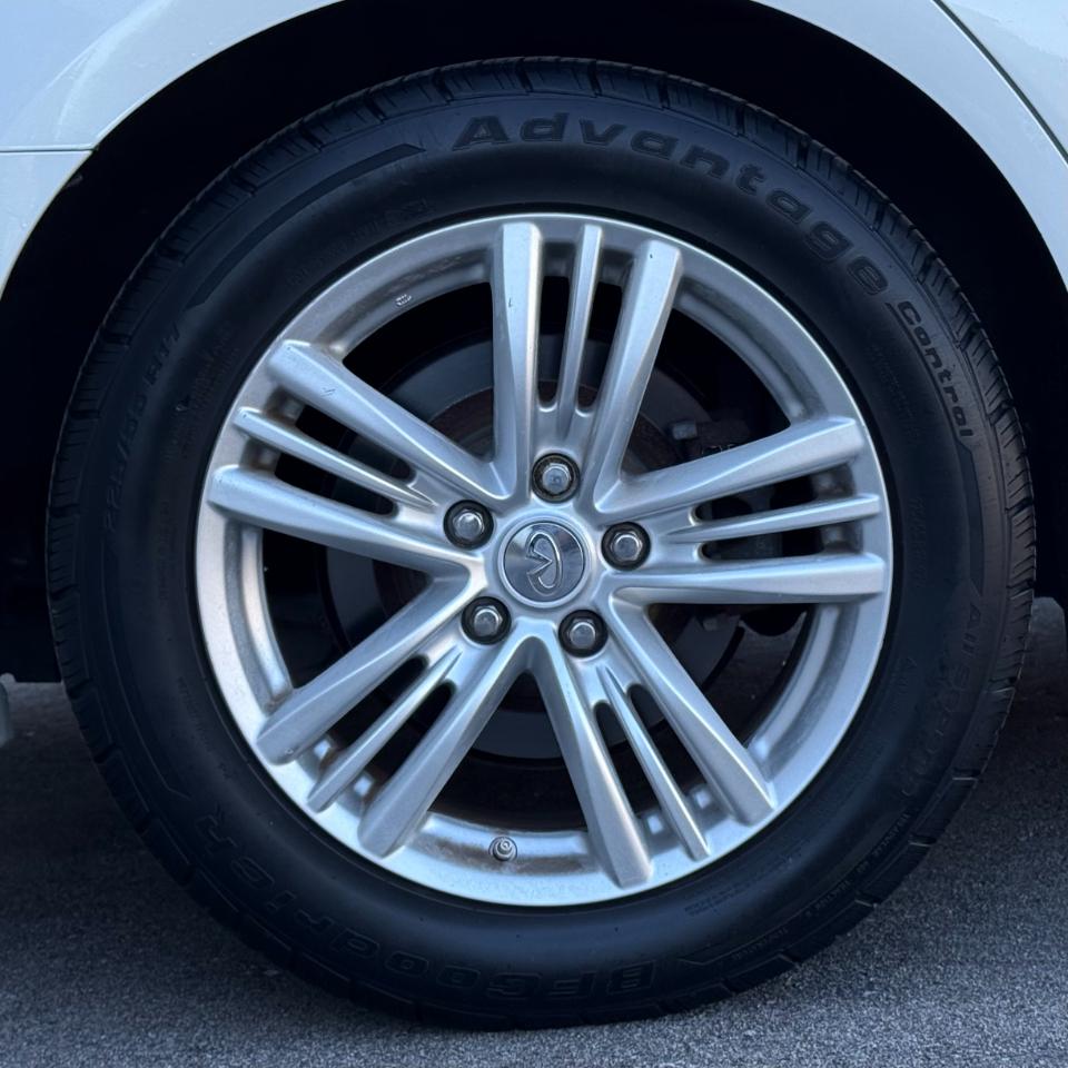 Infiniti G37 Sedan 4dr x AWD 2010