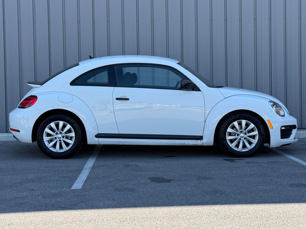 Volkswagen Beetle S Auto 2018