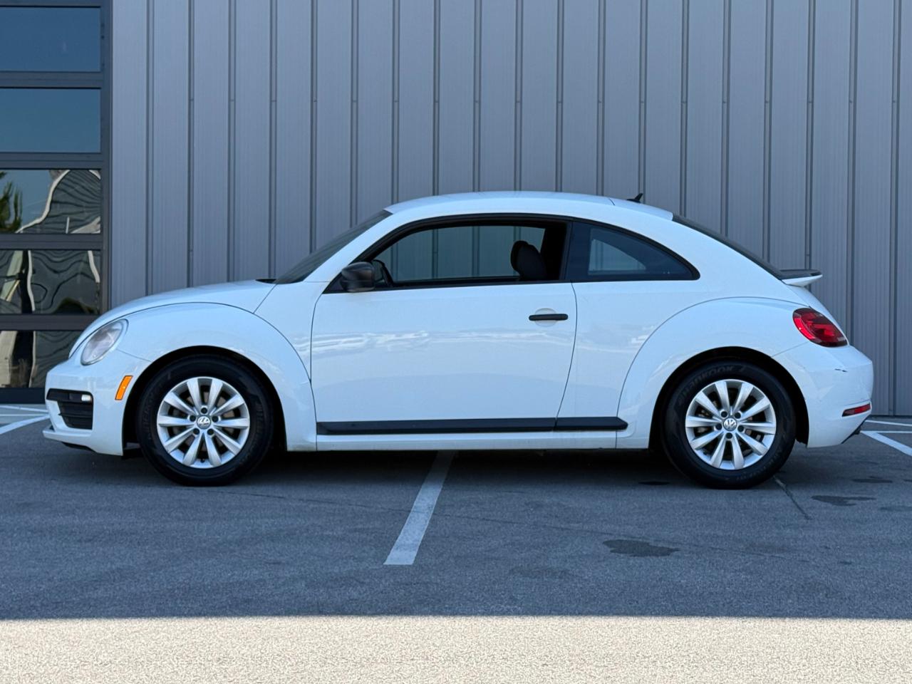 Volkswagen Beetle S Auto 2018