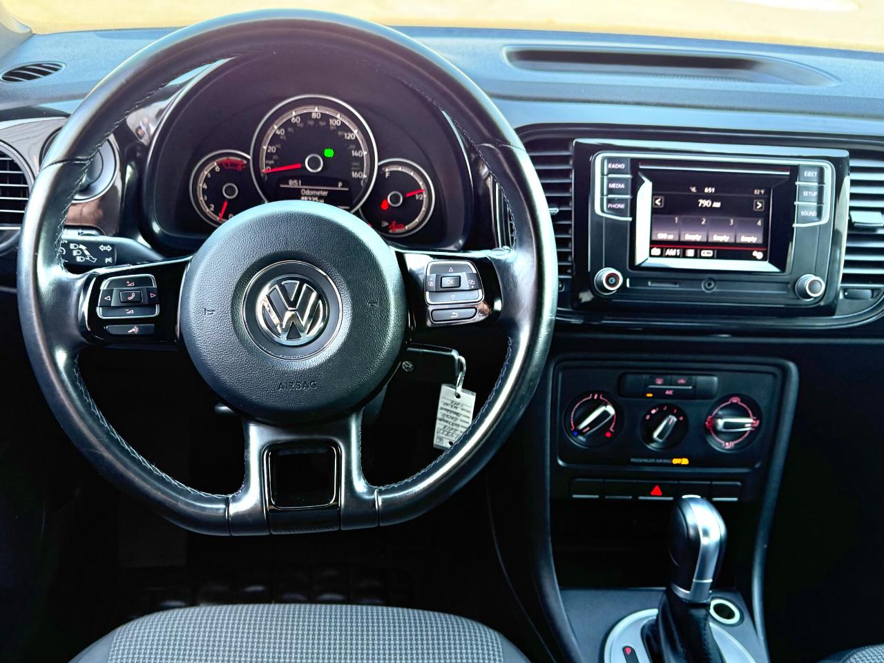 Volkswagen Beetle S Auto 2018