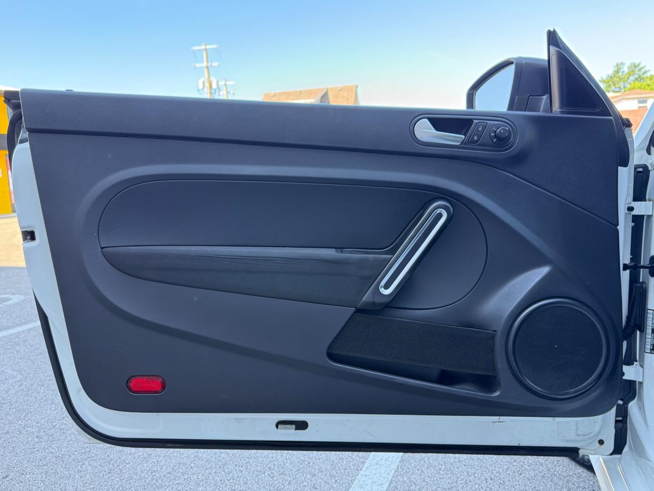 Volkswagen Beetle S Auto 2018