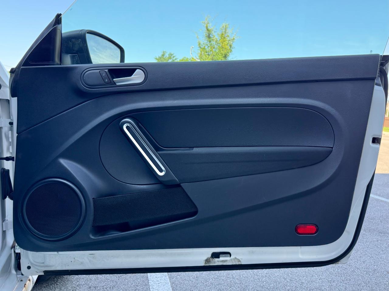 Volkswagen Beetle S Auto 2018