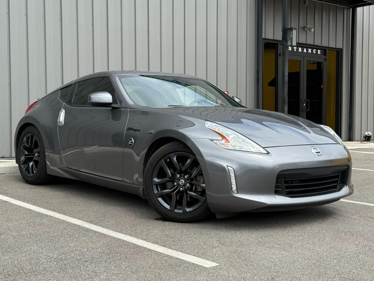 Nissan 370Z Coupe Manual 2017