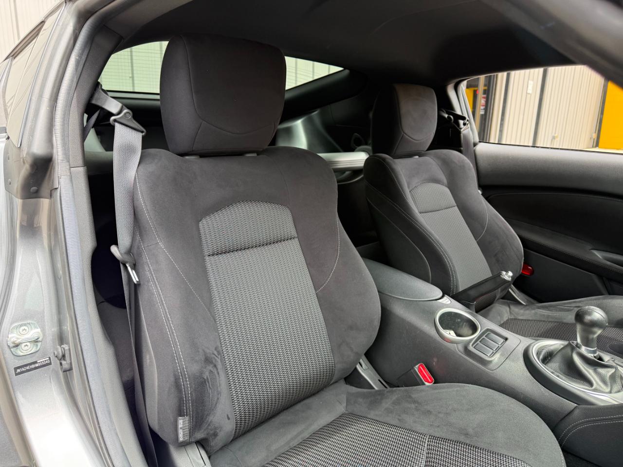 Nissan 370Z Coupe Manual 2017