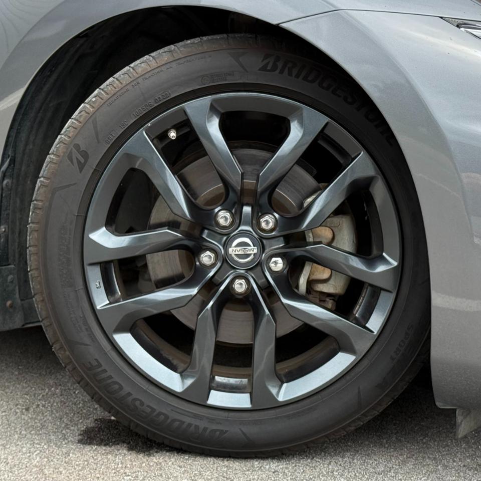 Nissan 370Z Coupe Manual 2017
