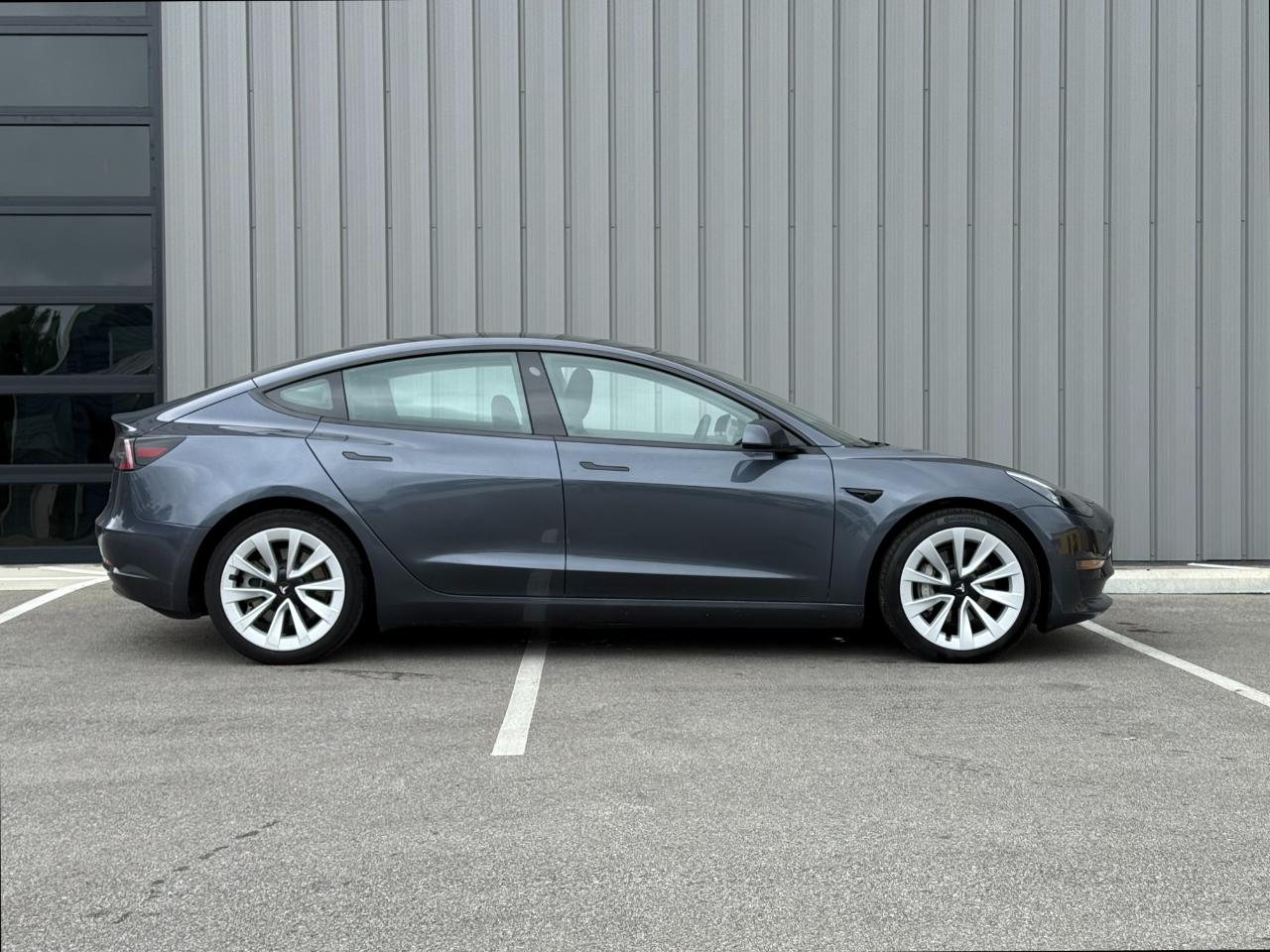 Tesla Model 3 Long Range AWD *Ltd Avail* 2022