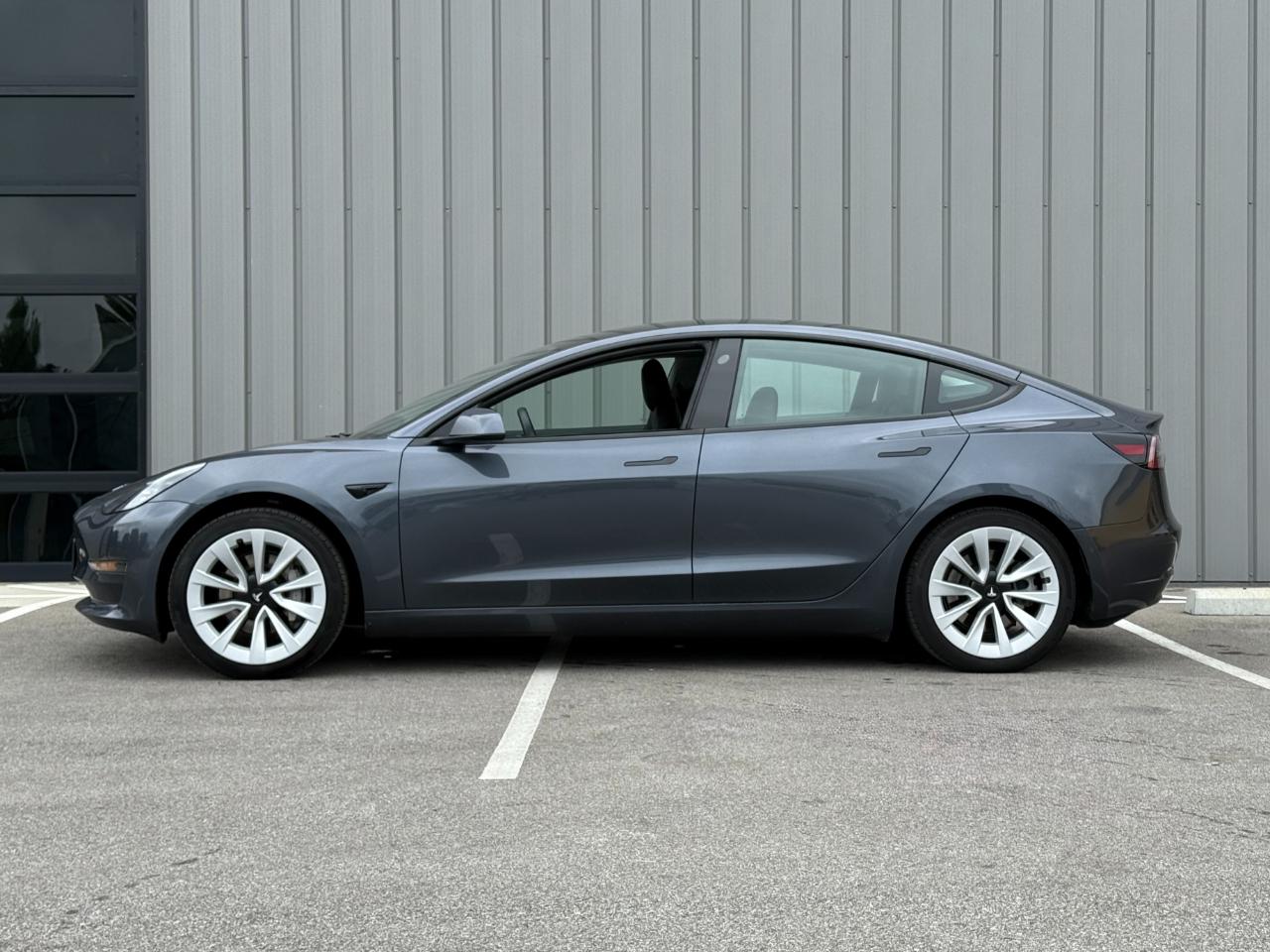 Tesla Model 3 Long Range AWD *Ltd Avail* 2022