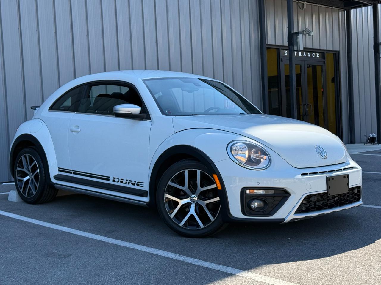 Volkswagen Beetle Coupe 2dr Auto 1.8T Dune PZEV 2016