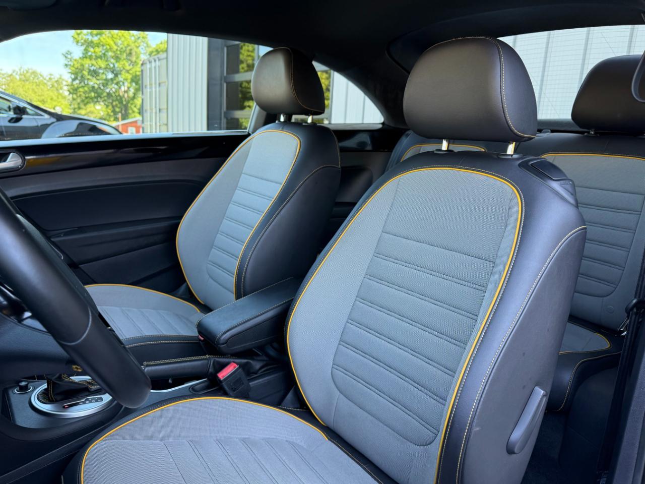 Volkswagen Beetle Coupe 2dr Auto 1.8T Dune PZEV 2016