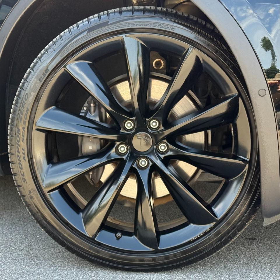 Tesla Model X Long Range Plus AWD 2020