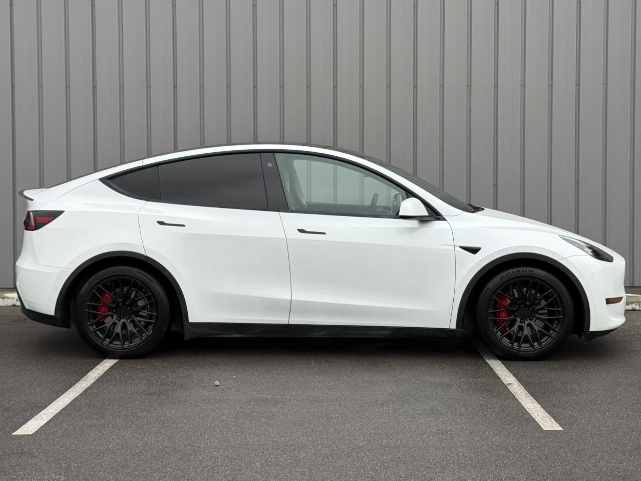 Tesla Model Y Performance AWD 2022