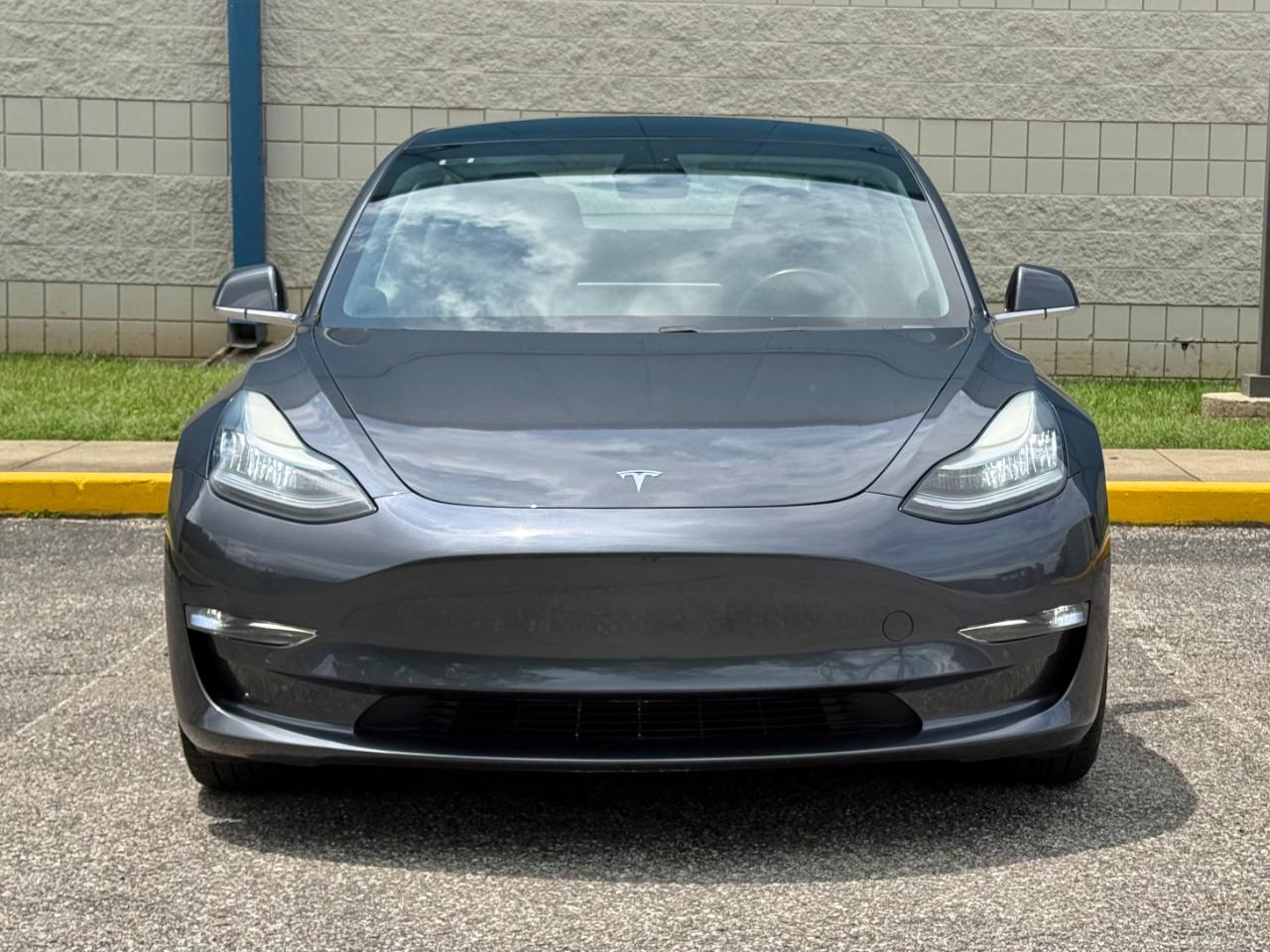 Tesla Model 3 Long Range Battery AWD 2019