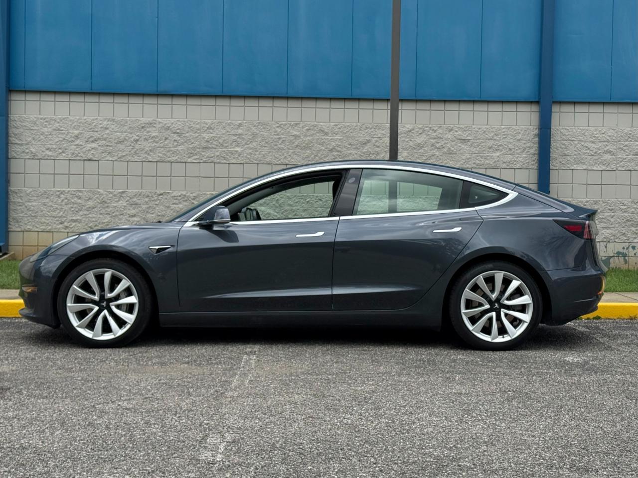 Tesla Model 3 Long Range Battery AWD 2019