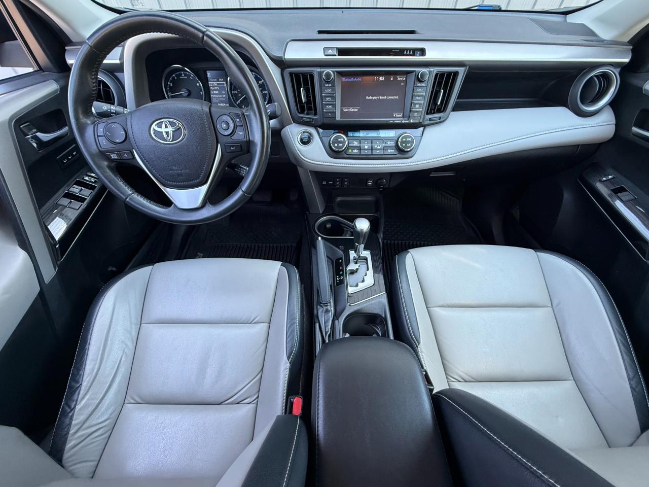 Toyota RAV4 Limited AWD (Natl) 2017