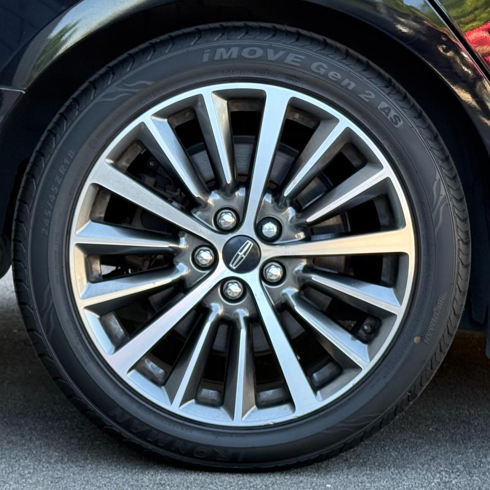 Lincoln MKZ Standard FWD 2019