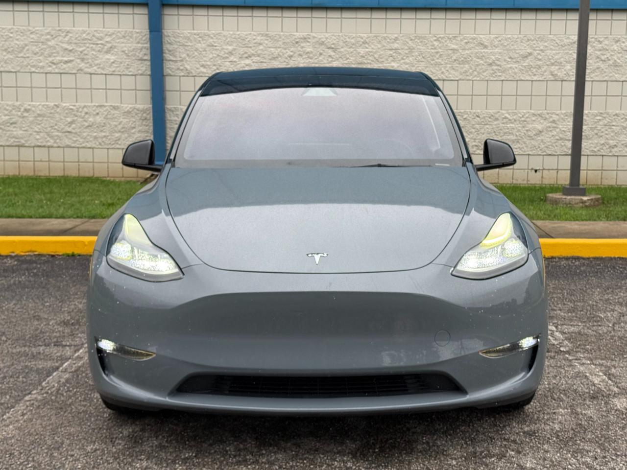 Tesla Model Y Long Range AWD 2023