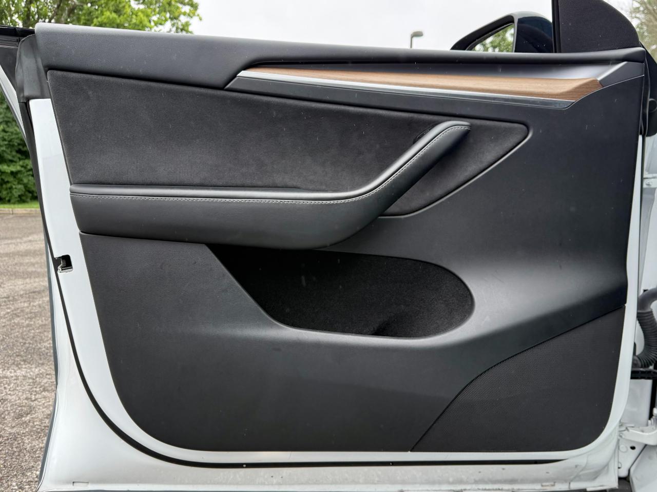 Tesla Model Y Long Range AWD 2023