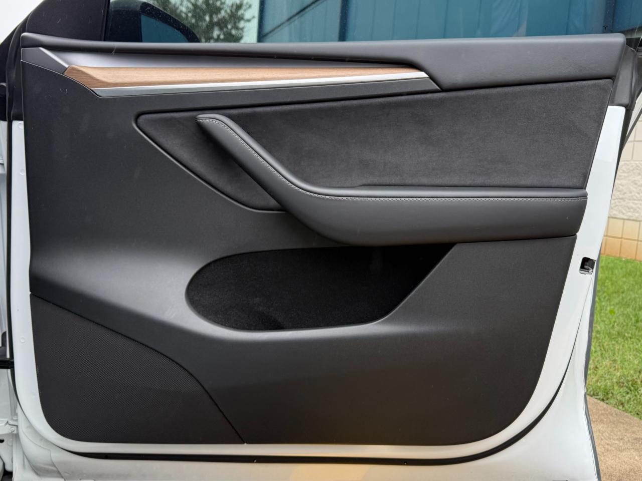 Tesla Model Y Long Range AWD 2023