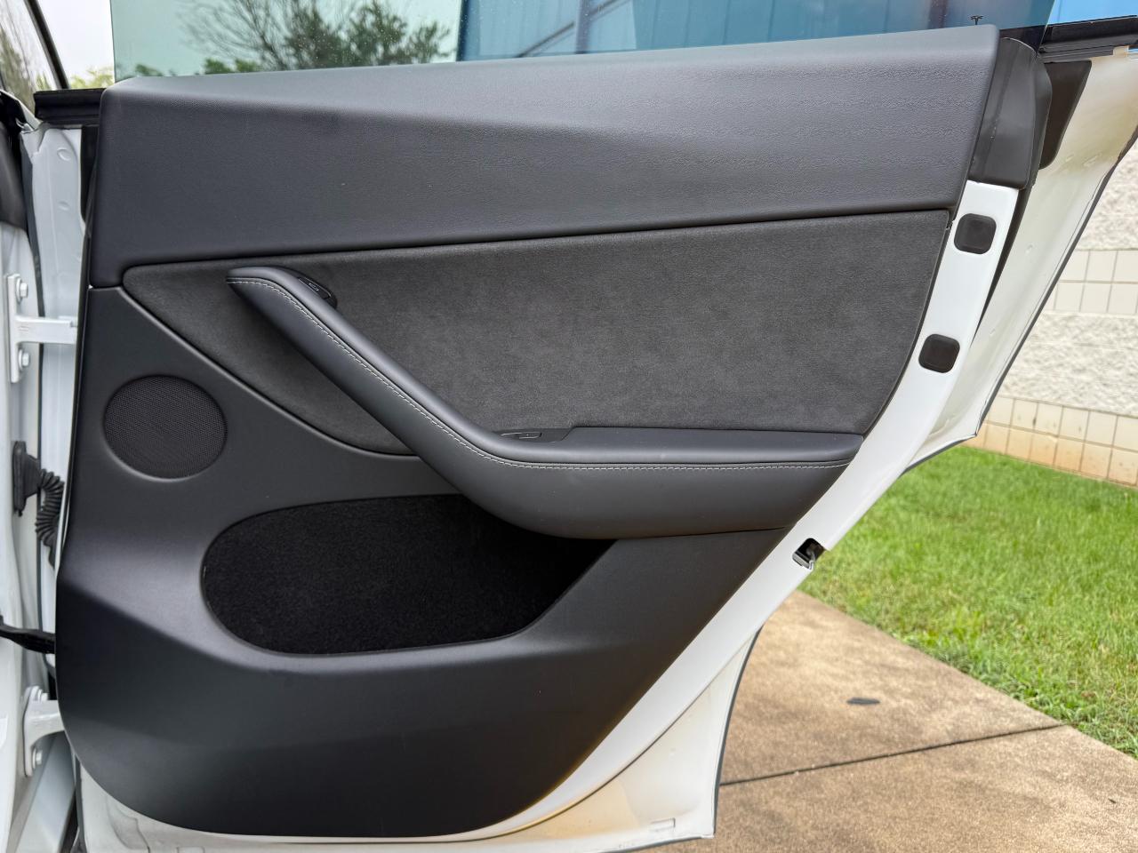 Tesla Model Y Long Range AWD 2023