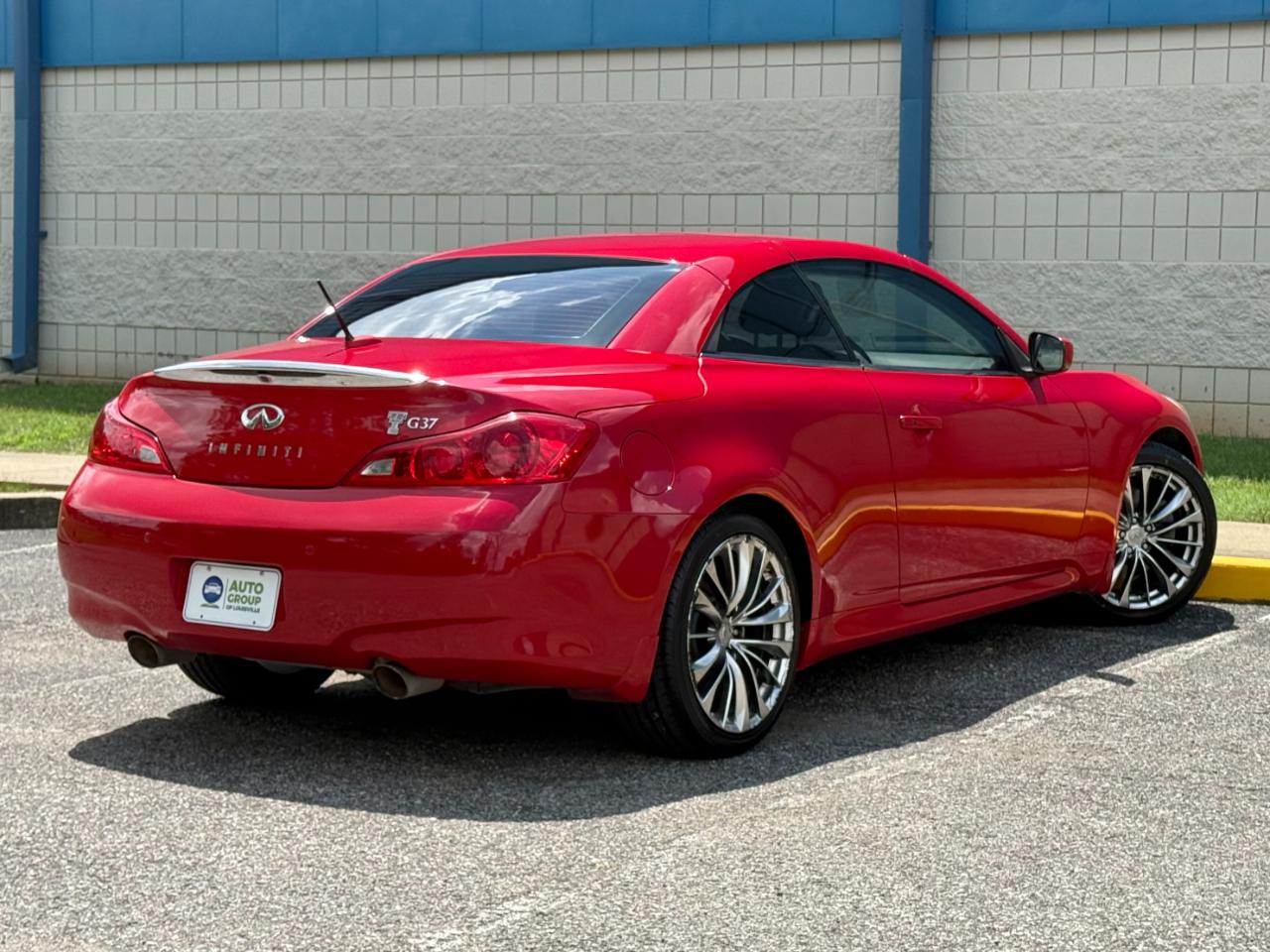 Infiniti G37 Convertible 2dr Base 2013