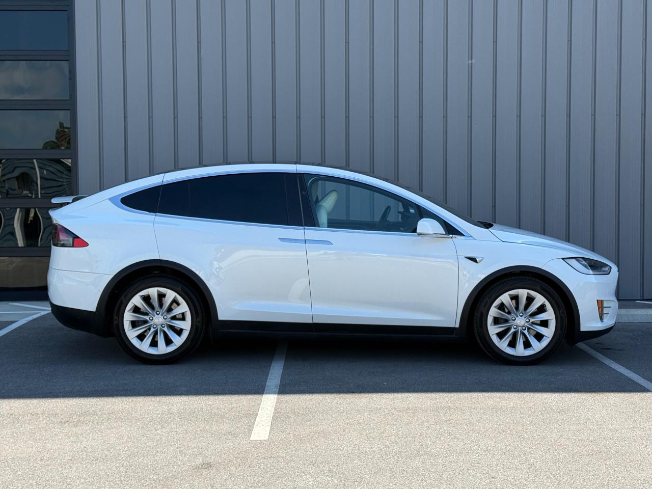Tesla Model X Long Range Plus AWD 2020