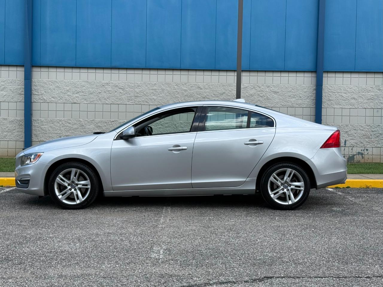 Volvo S60 2015.5 4dr Sdn T5 Premier AWD 2015